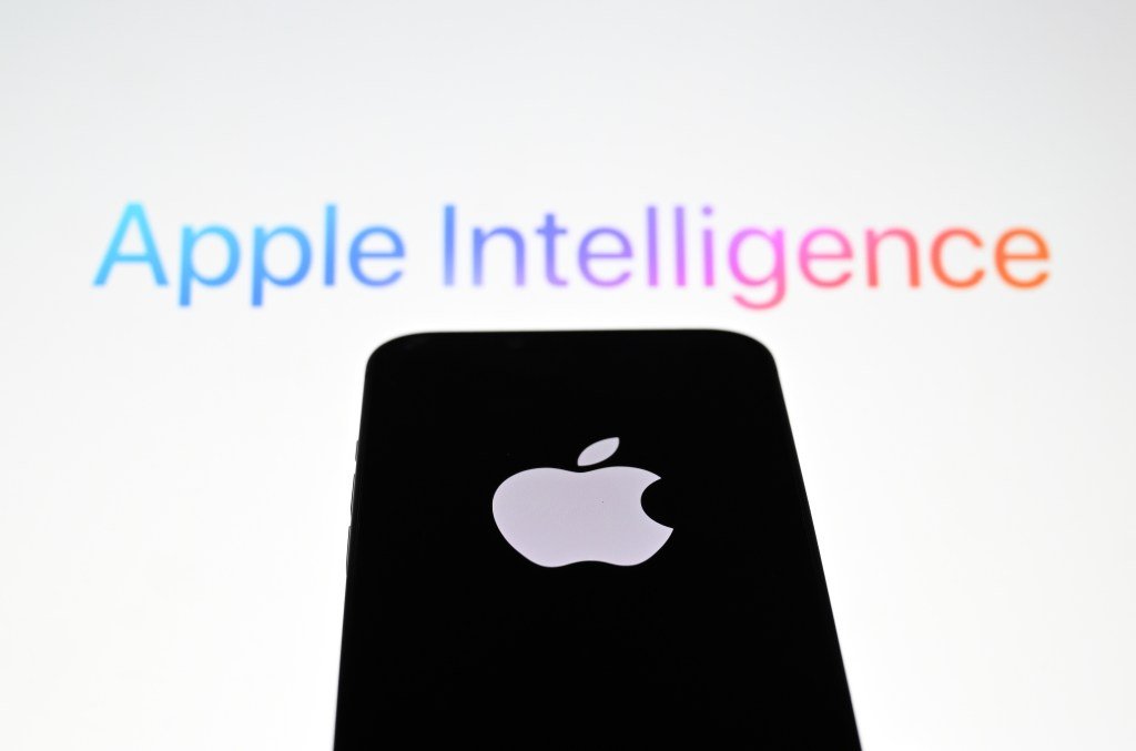 苹果推出iOS 18.1开发者测试版带来Apple Intelligence，但存在许多限制